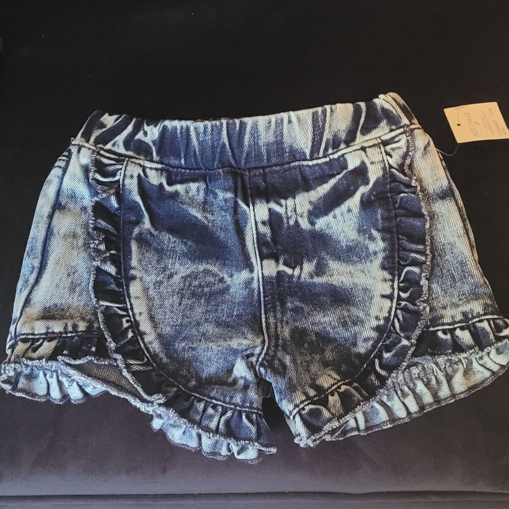 HABITUAL SIZE 3T DENIM SHORTS